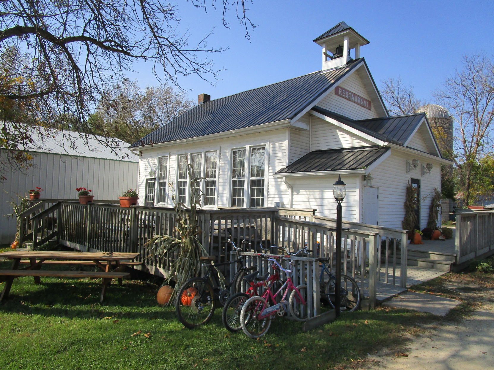 schoolhouse 2.JPG